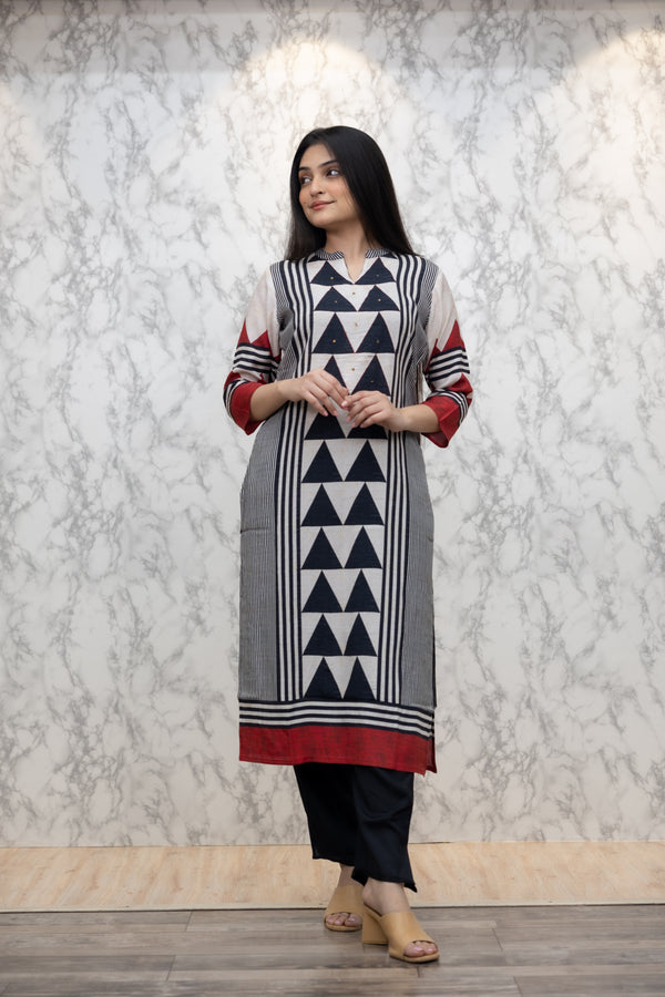 Modal Reyon Kurti with set.