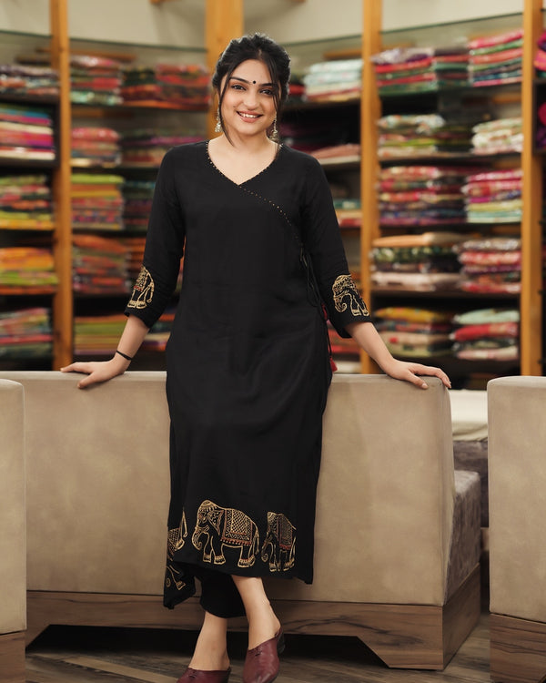 Black Soft Maslin Silk Kurti Beautiful daman ganth work with Pant